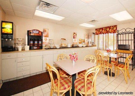 Clarion Pointe Sevierville-Pigeon Forge Ресторан фото